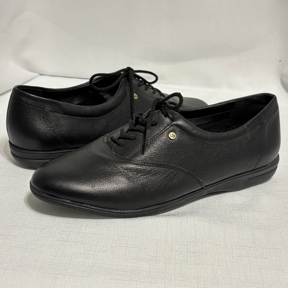 Easy Spirit Black Leather Flats Size 9 2/BA
